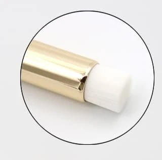 Кисть для мытья ресниц и пилинга бровей со шнурком черная